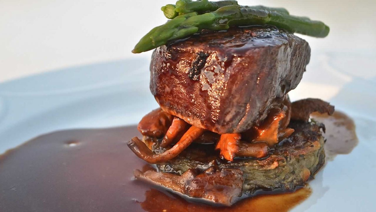 beef filet with wild mushrooms