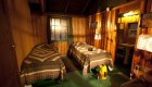 Twin bed room set up at Black Bar Lodge in Oregon