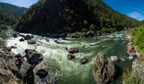 blossom bar rapid on the rogue river 